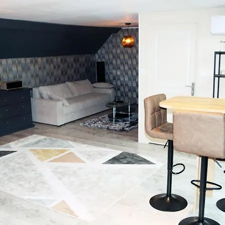 Cosy Type Loft Pres De Saint Quentin *